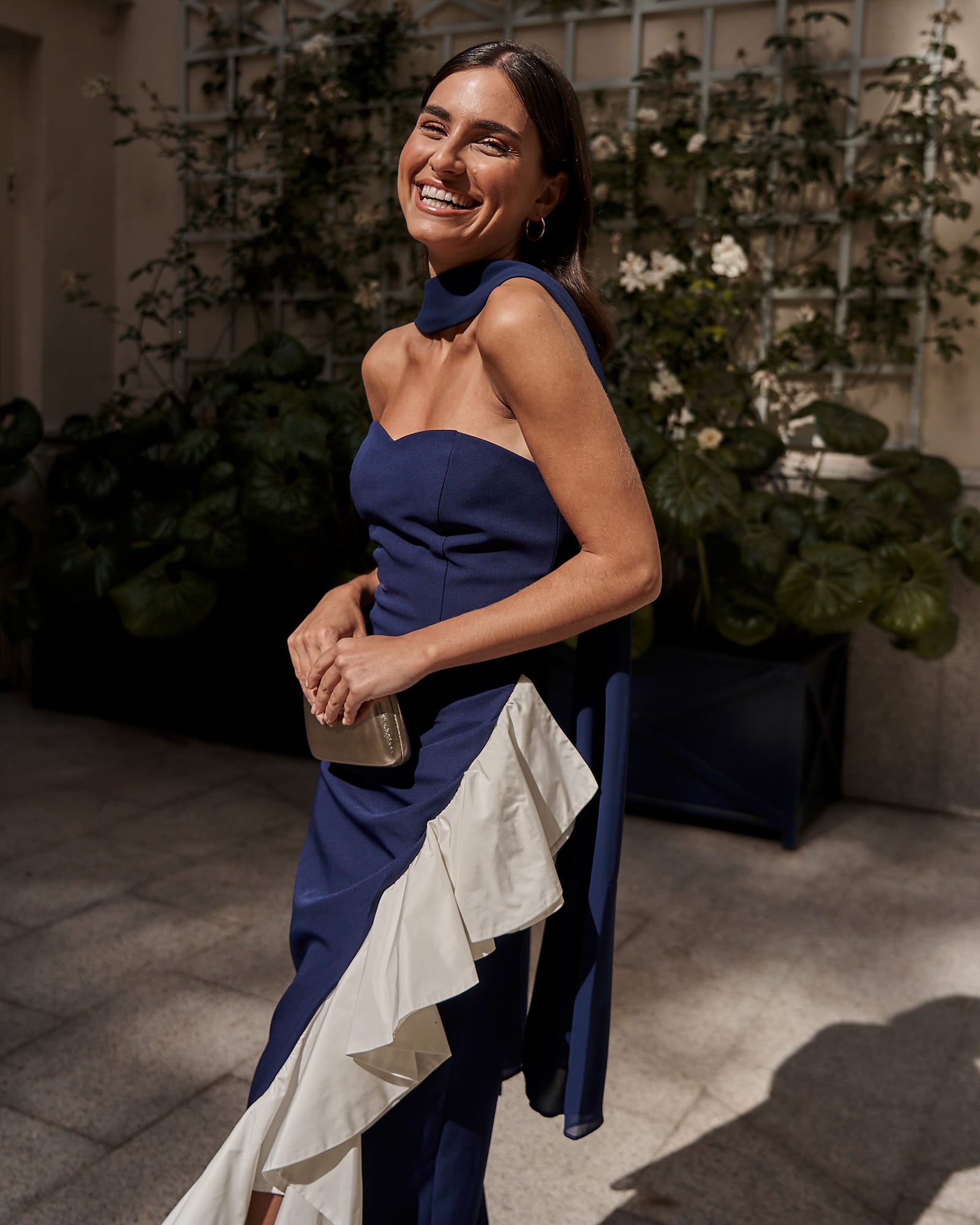 Chal Gala Azul Marino Translucido Eventos Invitadas Miphai