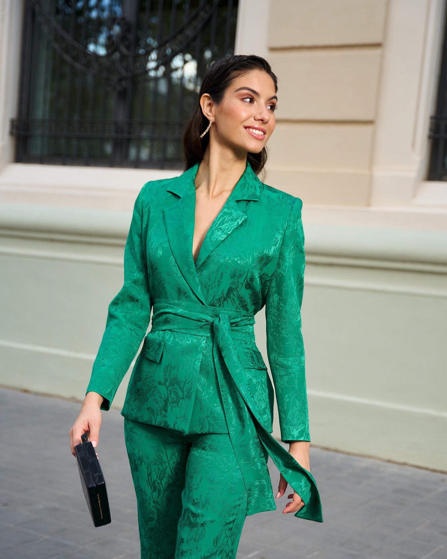 Chaqueta Kate Verde Cinturón Tela Eventos Invitadas Miphai Principal
