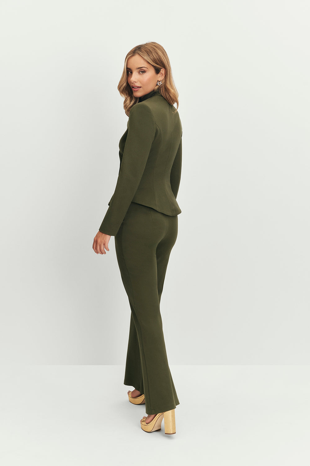 Miphai_Chaqueta_Aeon_Verde_Invitada