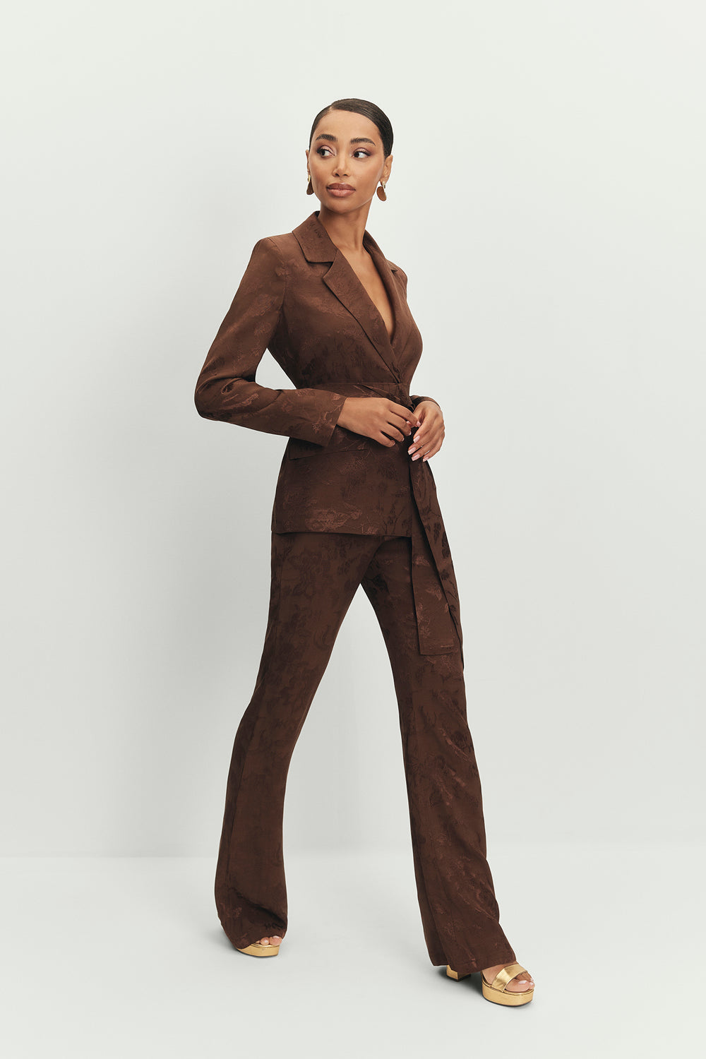 Miphai_Blazer_Chelsea_Marrón_Invitada