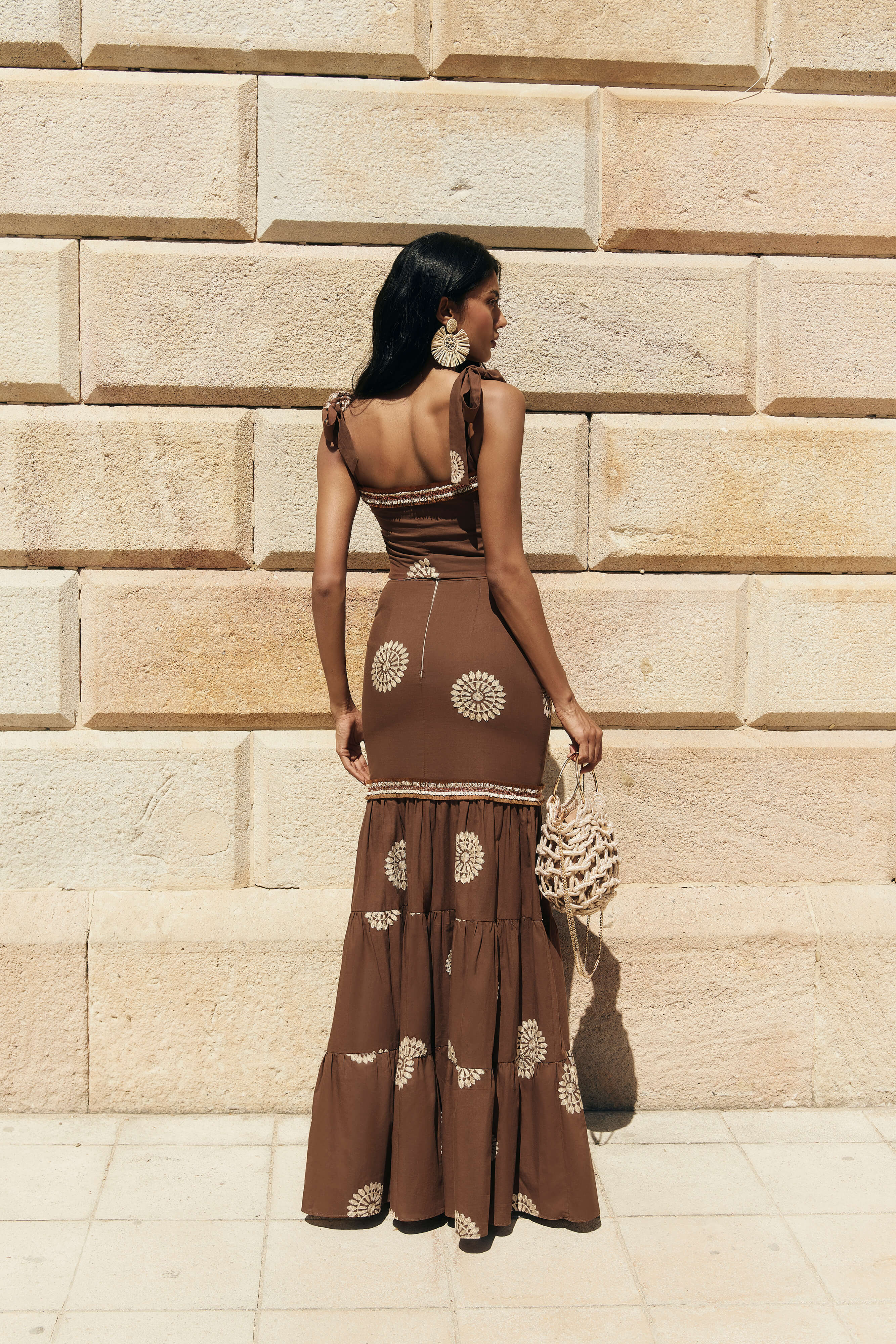 Top Thalía Bordado Floral Marrón