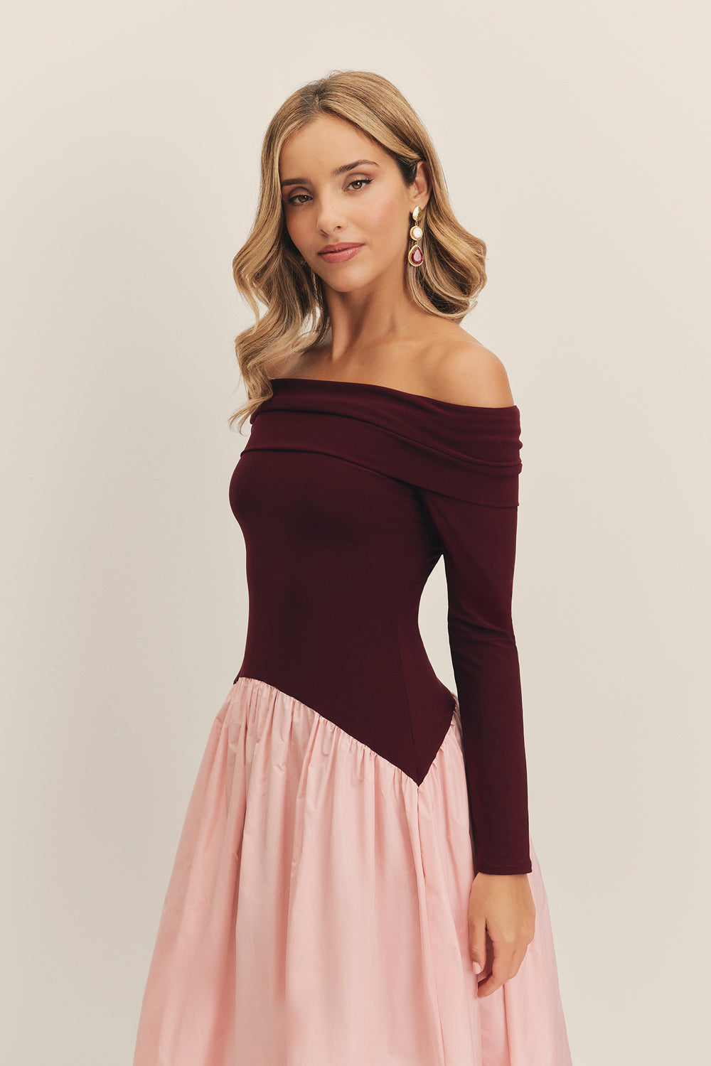 Miphai_Vestido_Infinita_Bicolor_Berenjena_y_Rosa_Invitada