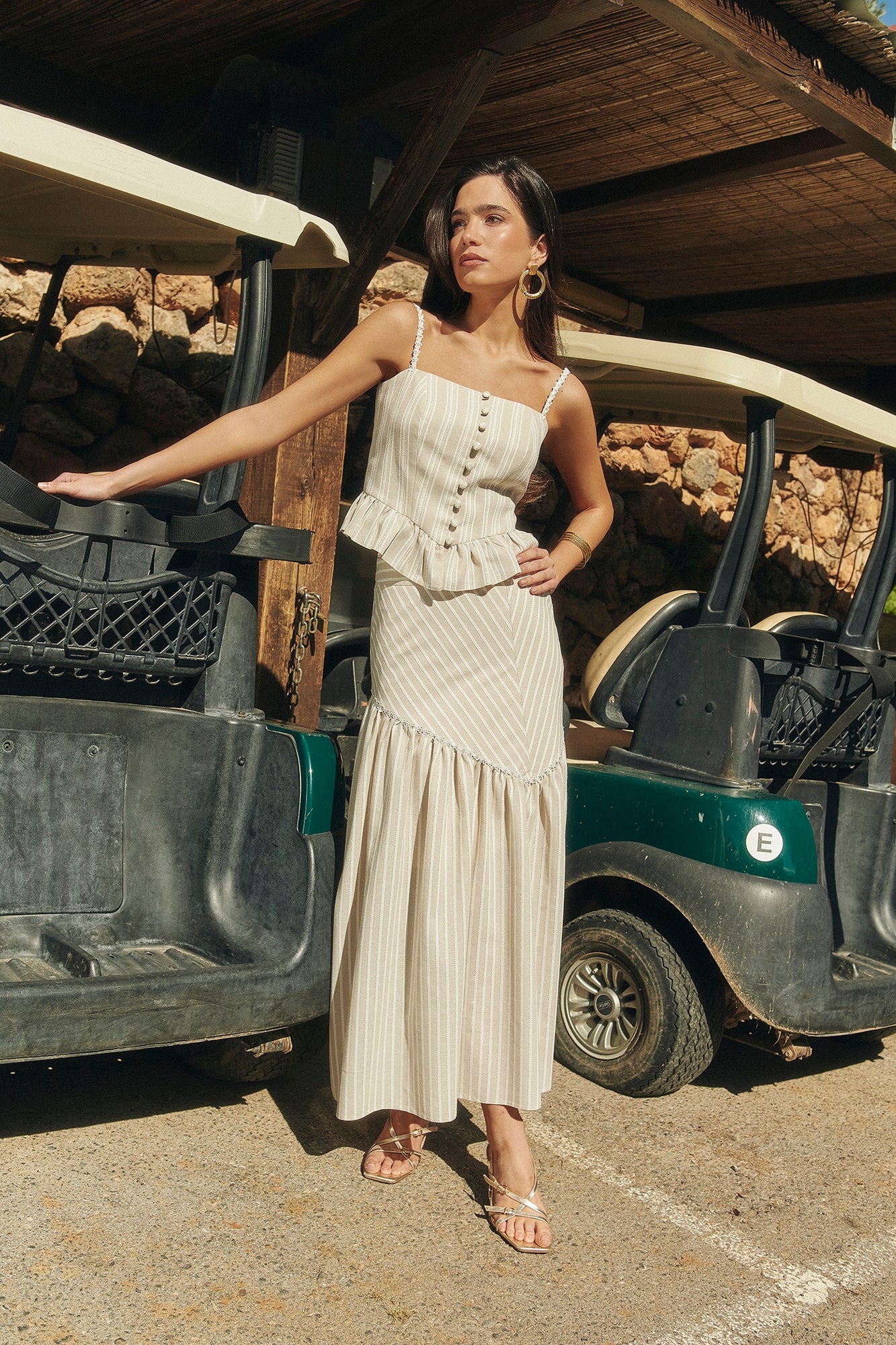 MIPHAI Set Falda y Top Naomi Beige Invitada