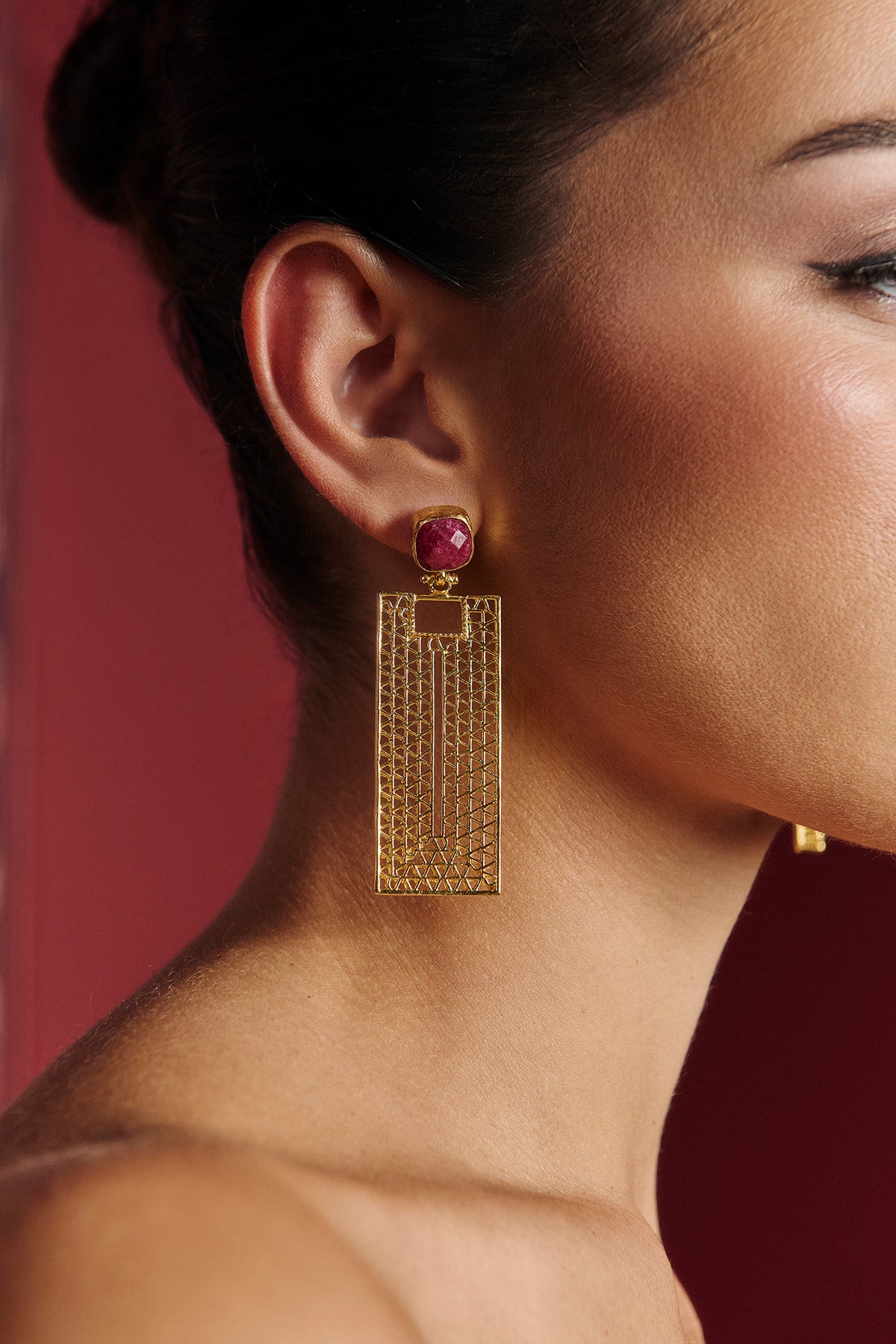 Miphai Pendientes Duma Granate Accesorio Cerca
