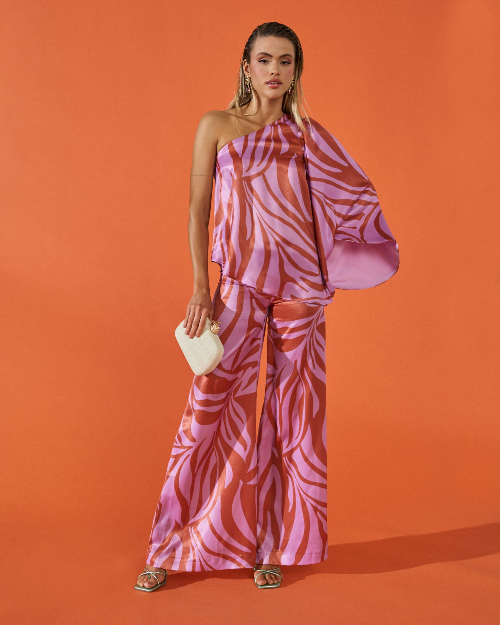 Pantalón fiesta evento Triana Cebra tiro alto pata de elefante