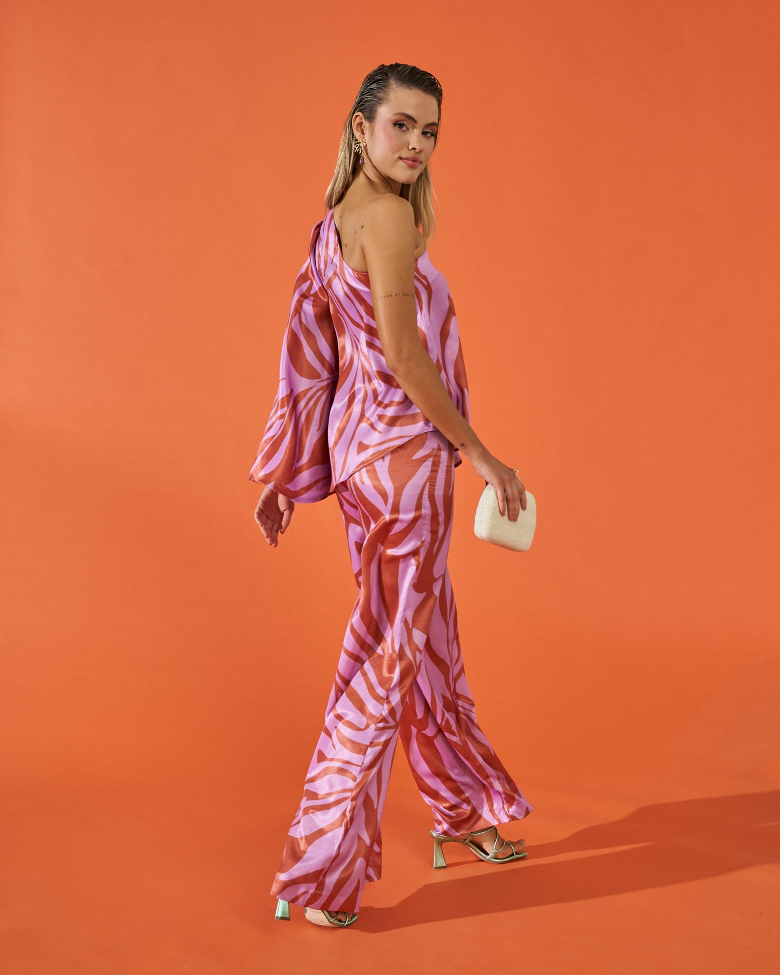 Pantalón fiesta evento Triana Cebra tiro alto pata de elefante