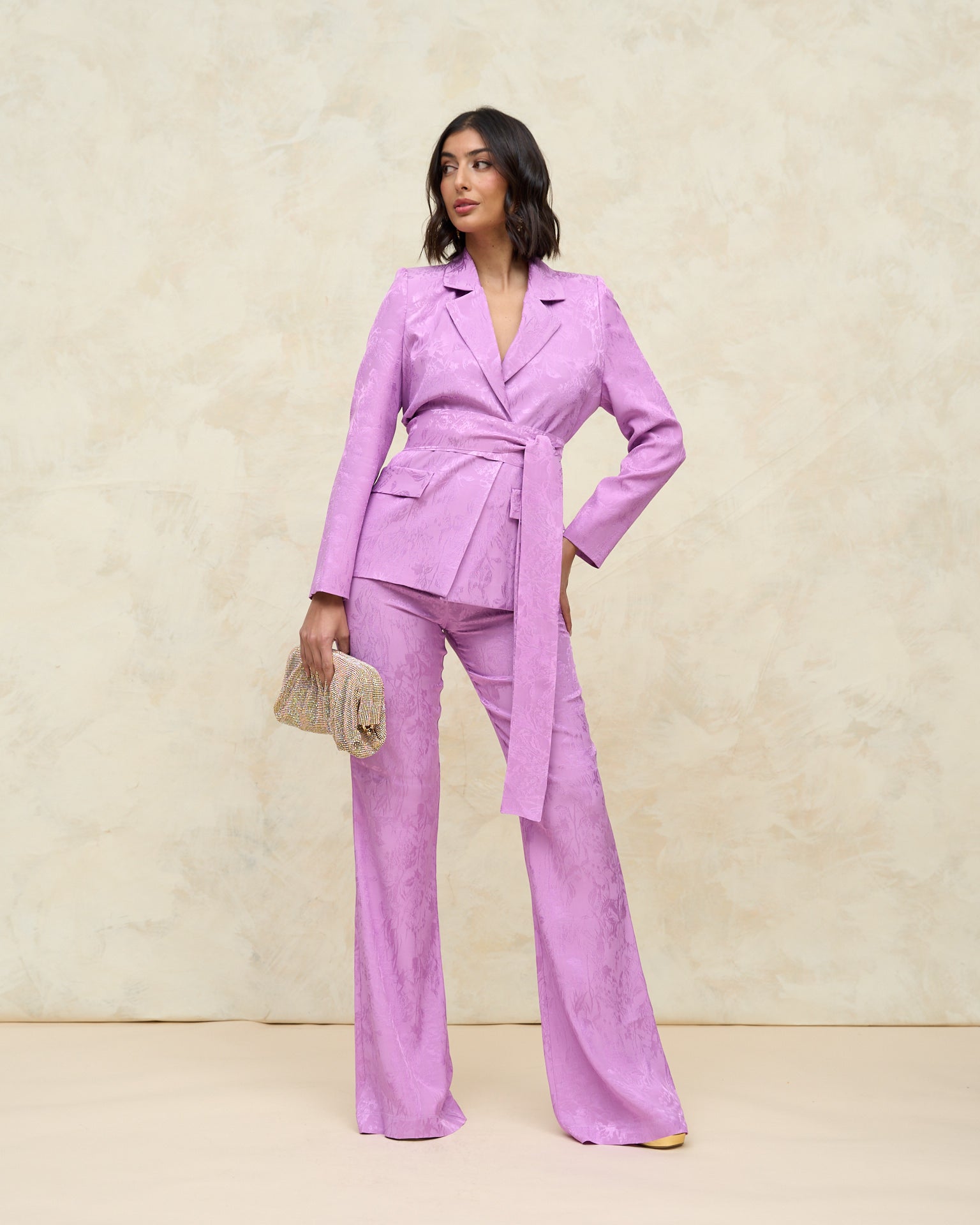 Pantalón invitada fiesta graduación kate pantalón malva acampanado tiro alto