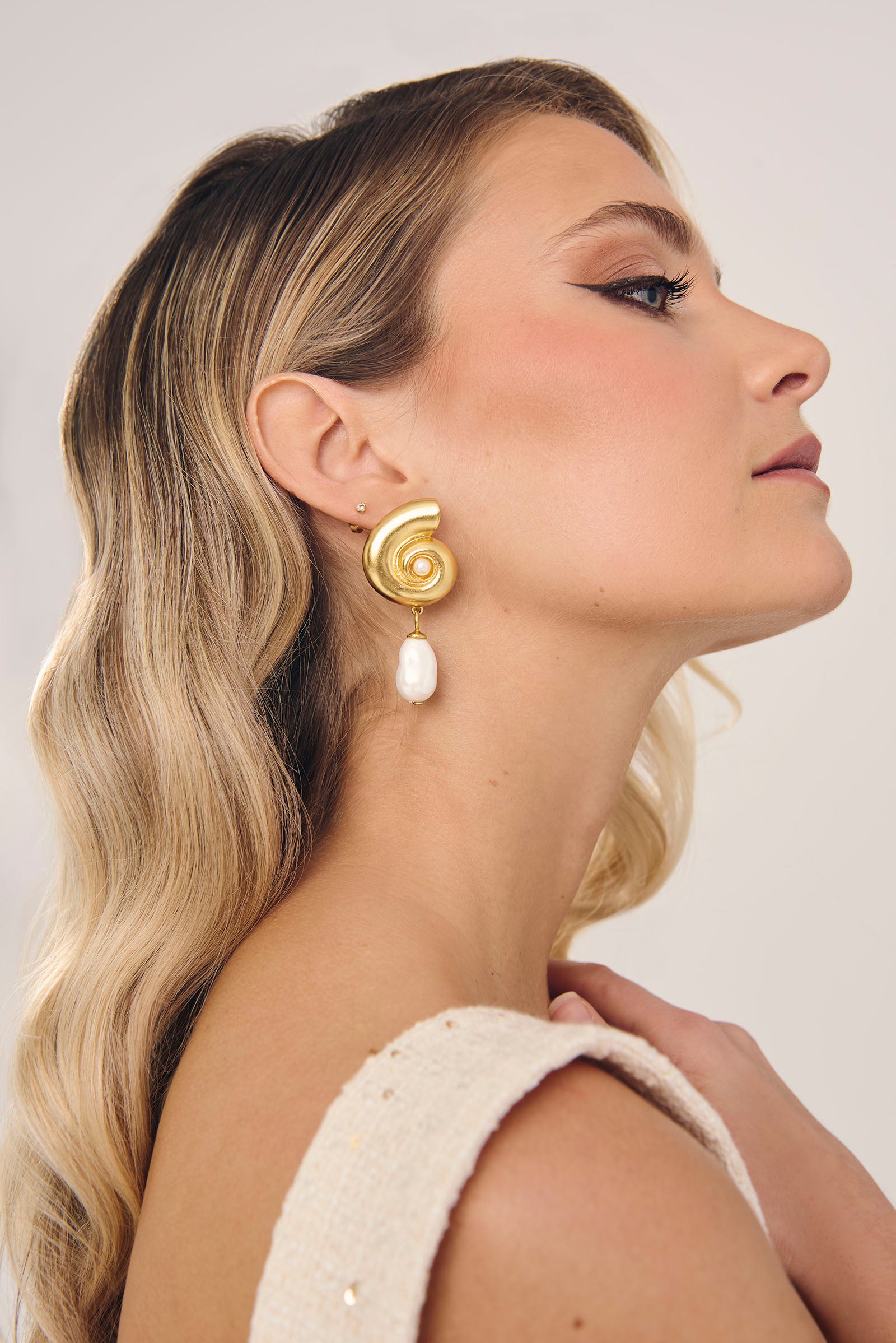 Boucles d'oreilles Diana Blanches