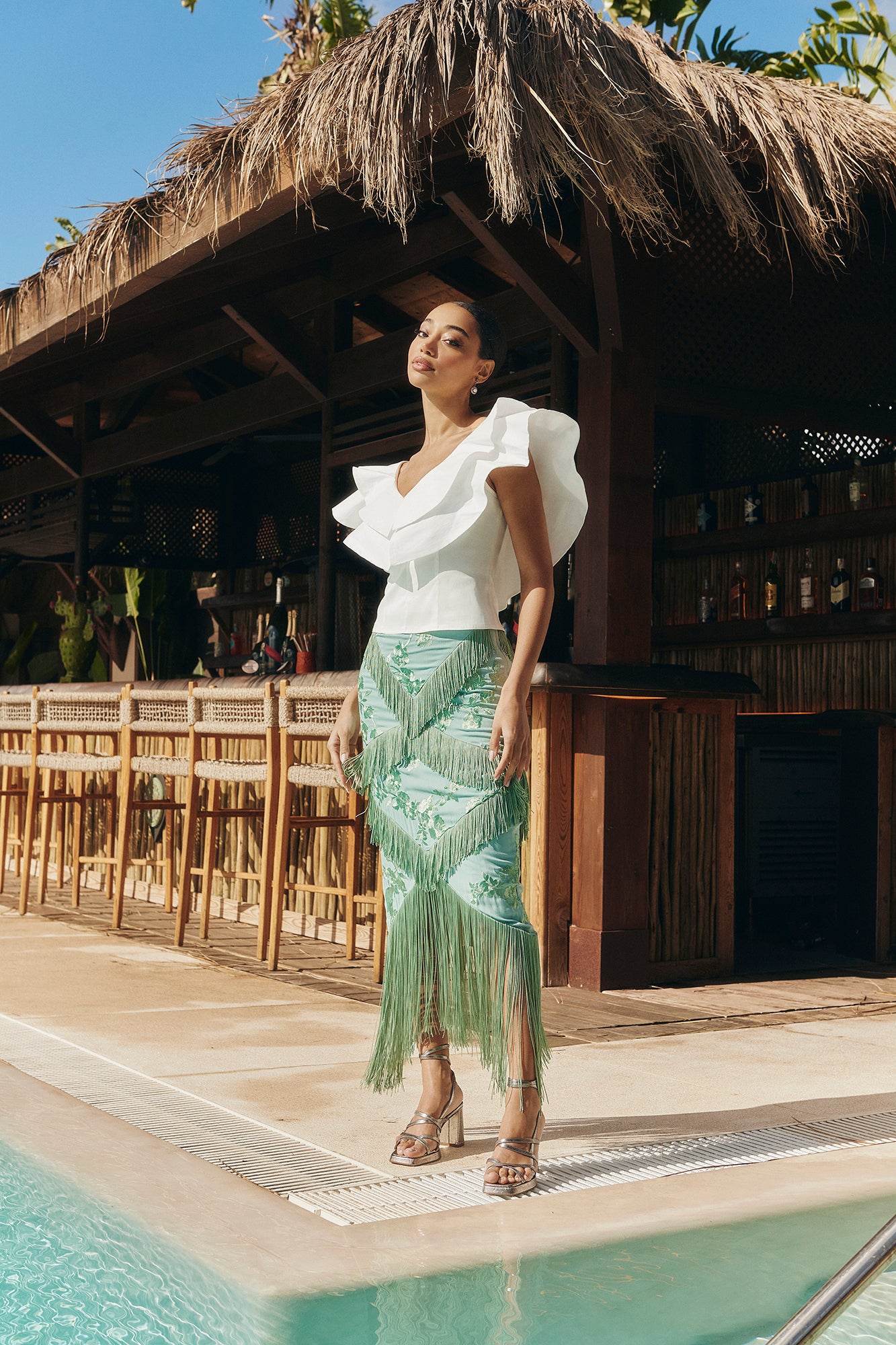 Miphai_Falda_Adela_Aguamarina_Invitada