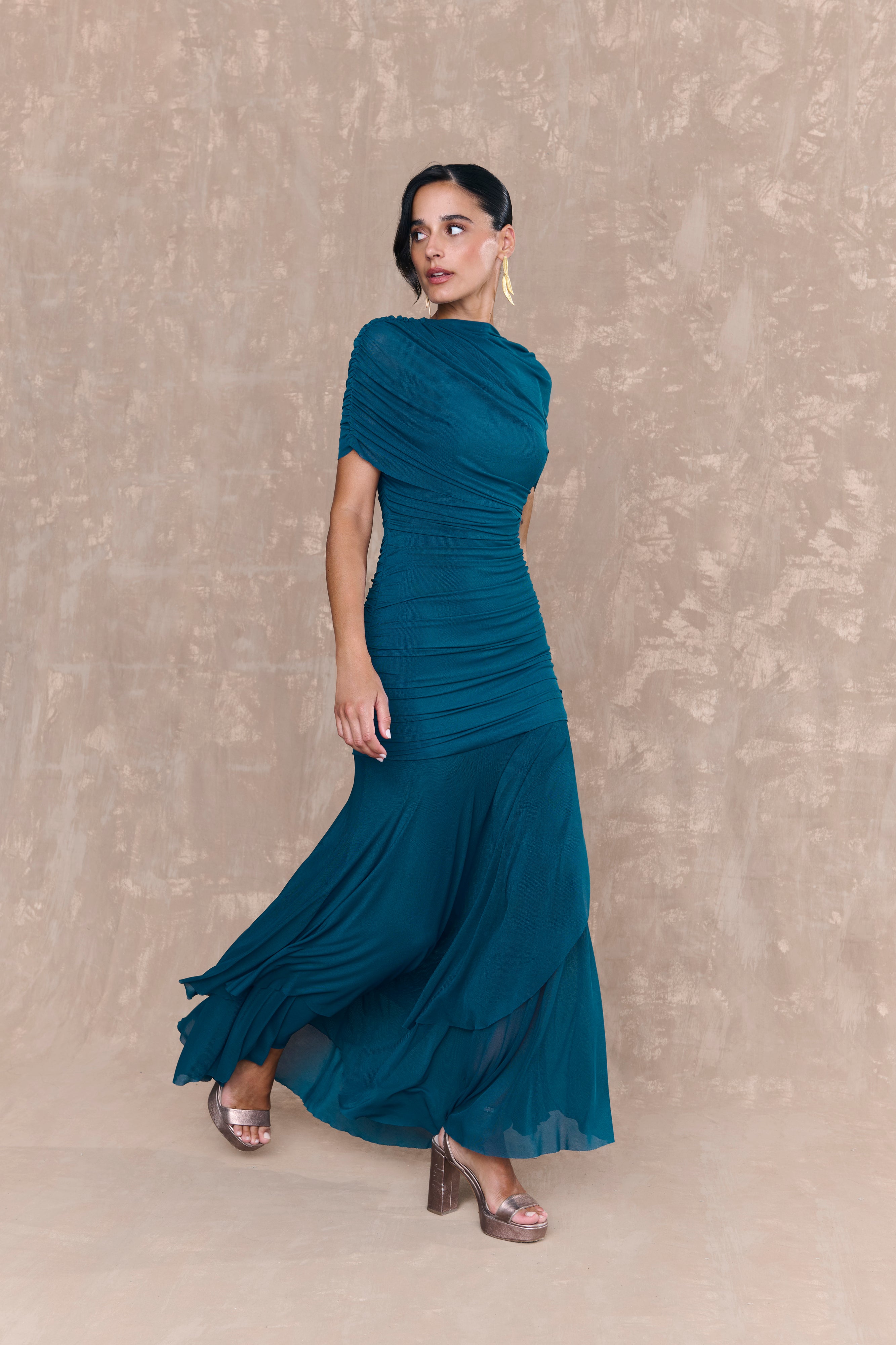 vestido invitada elegante margot azul petroleo