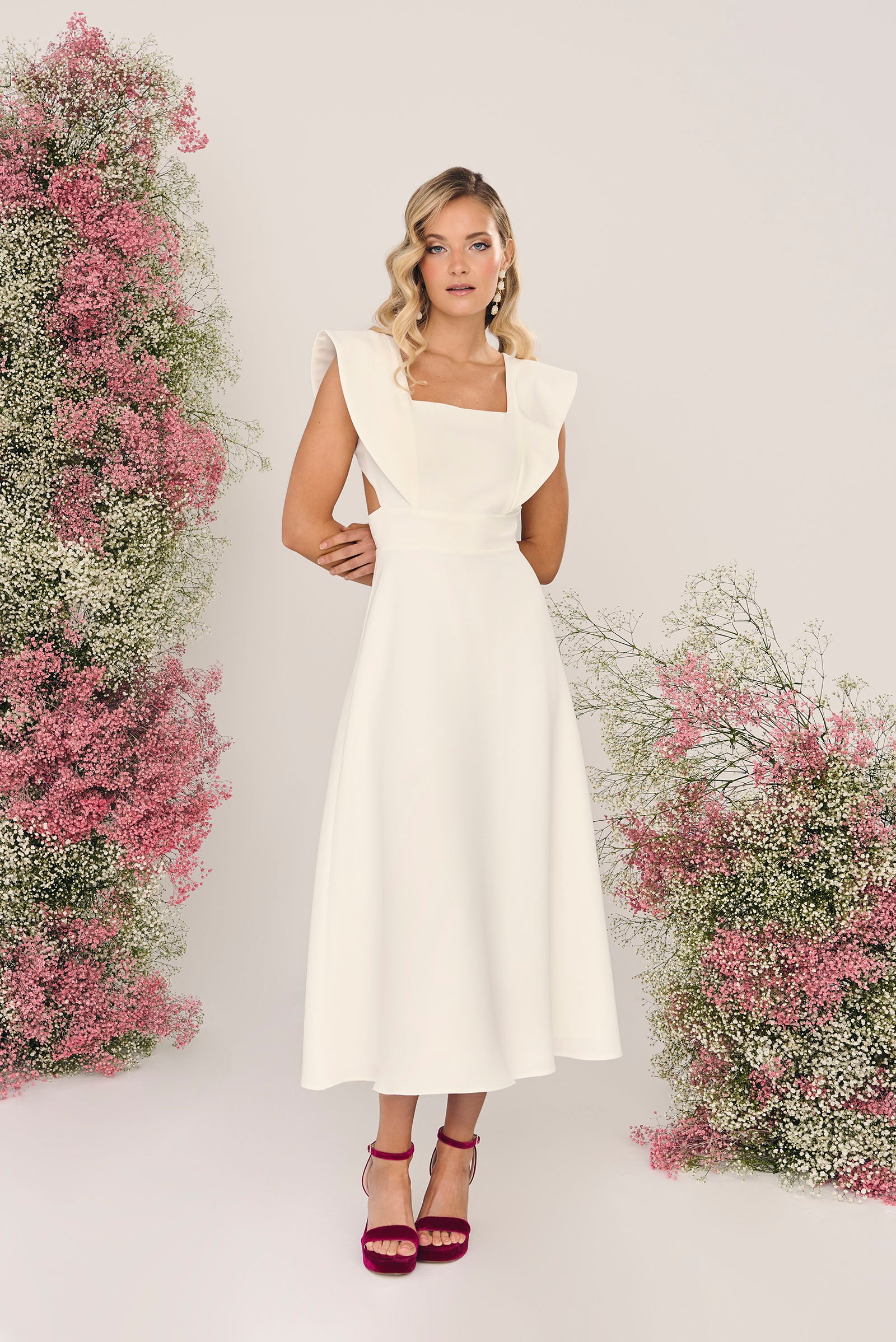 Vestido de novia Midi Gardenia, con escote en la espalda, botones frontales y falda con vuelo