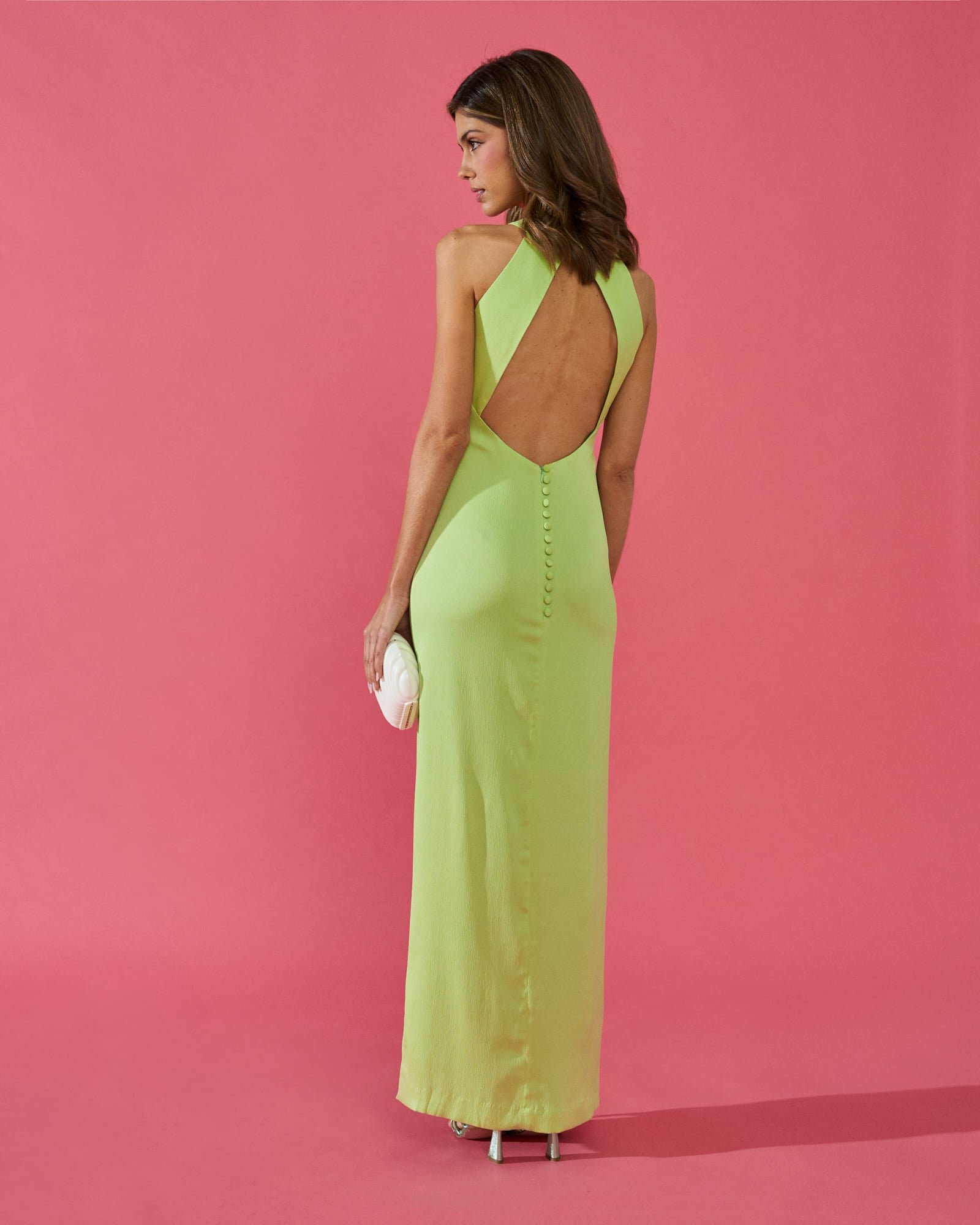 Vestido Invitada Megan Lima largo espalda abierta abertura pierna cuello halter