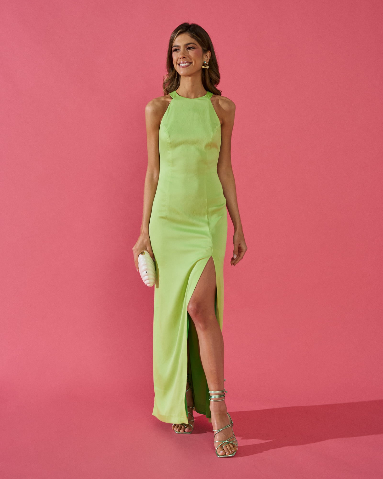 Vestido Invitada Megan Lima largo espalda abierta abertura pierna cuello halter