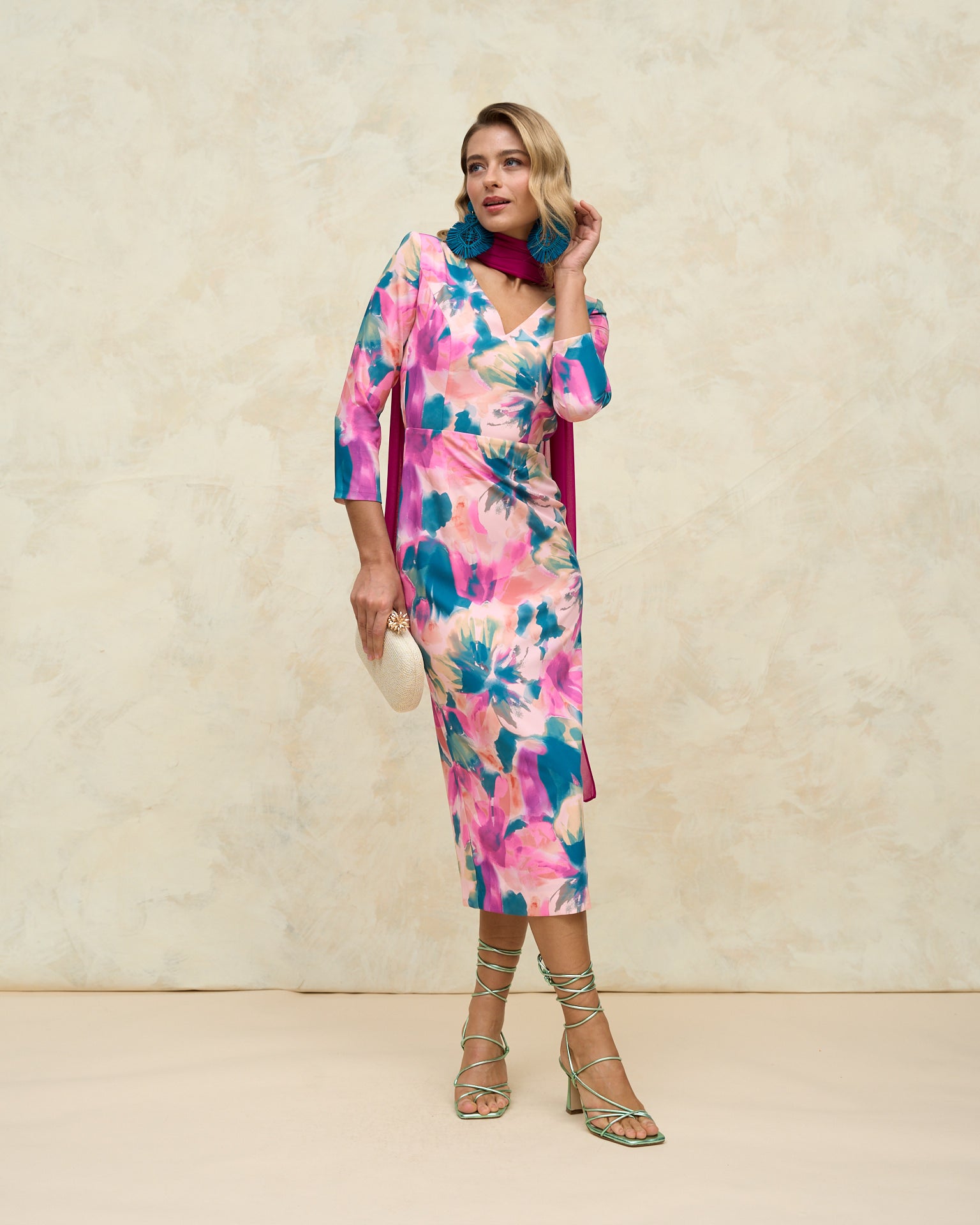 Vestido Marina Estampado Midi Colorido Mnaga Larga Cuello Pico Invitada Eventos