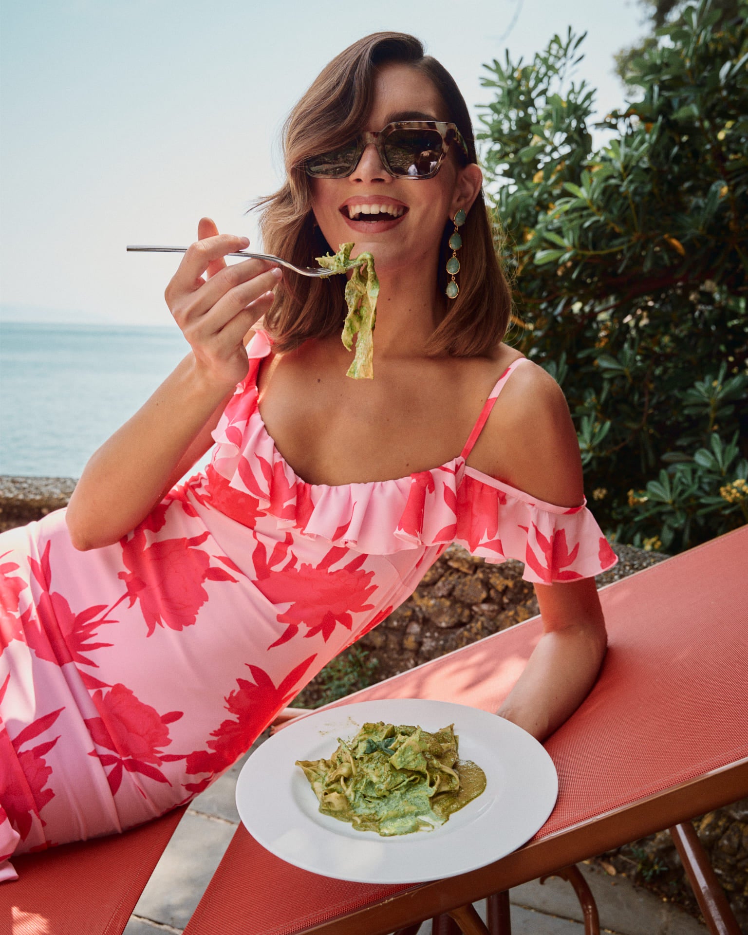 Vestido invitada Largo Hannah rosa Largo volantes tirantes y bajo