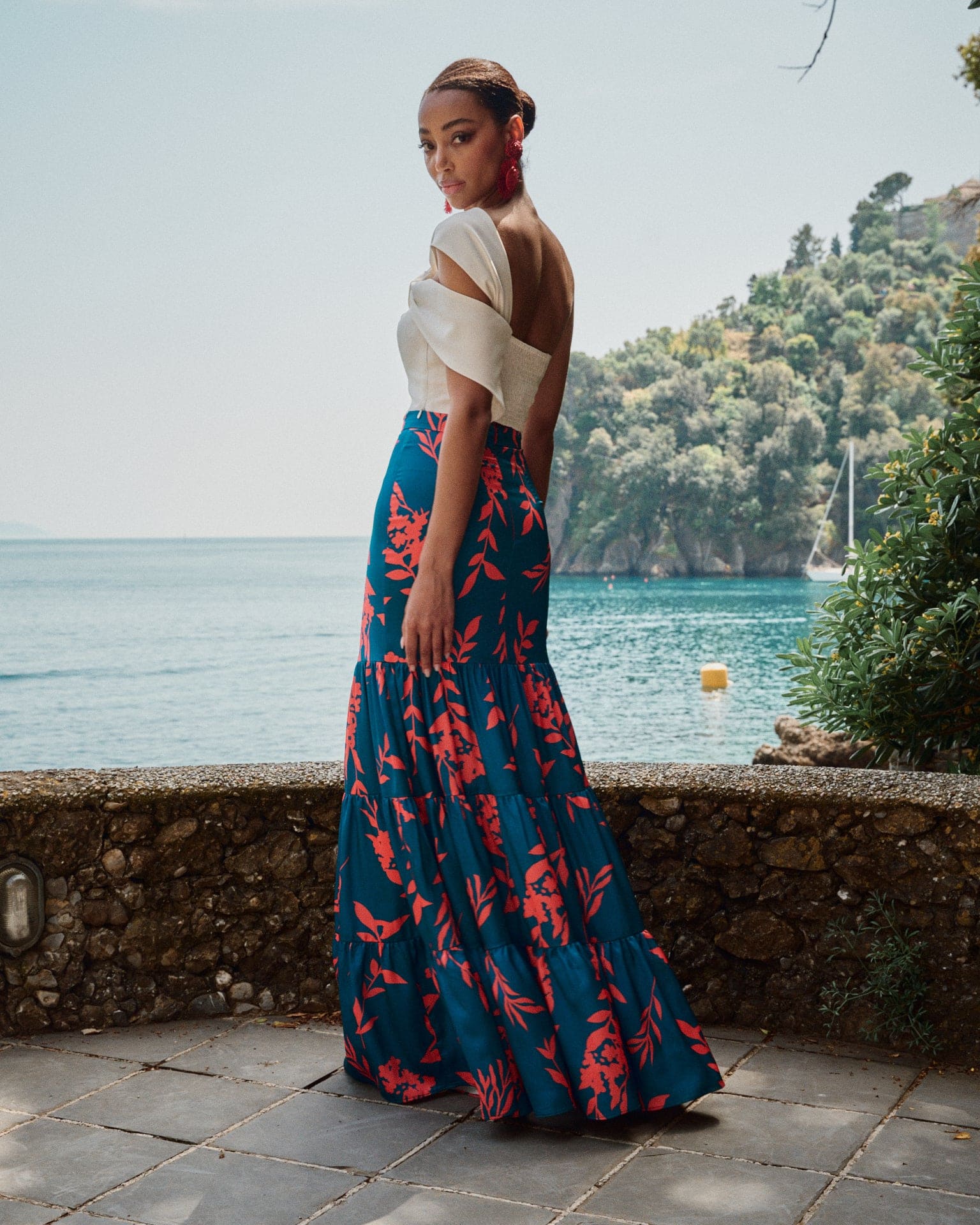 Falda Invitada Larga Martina Estampado Azul vista trasera