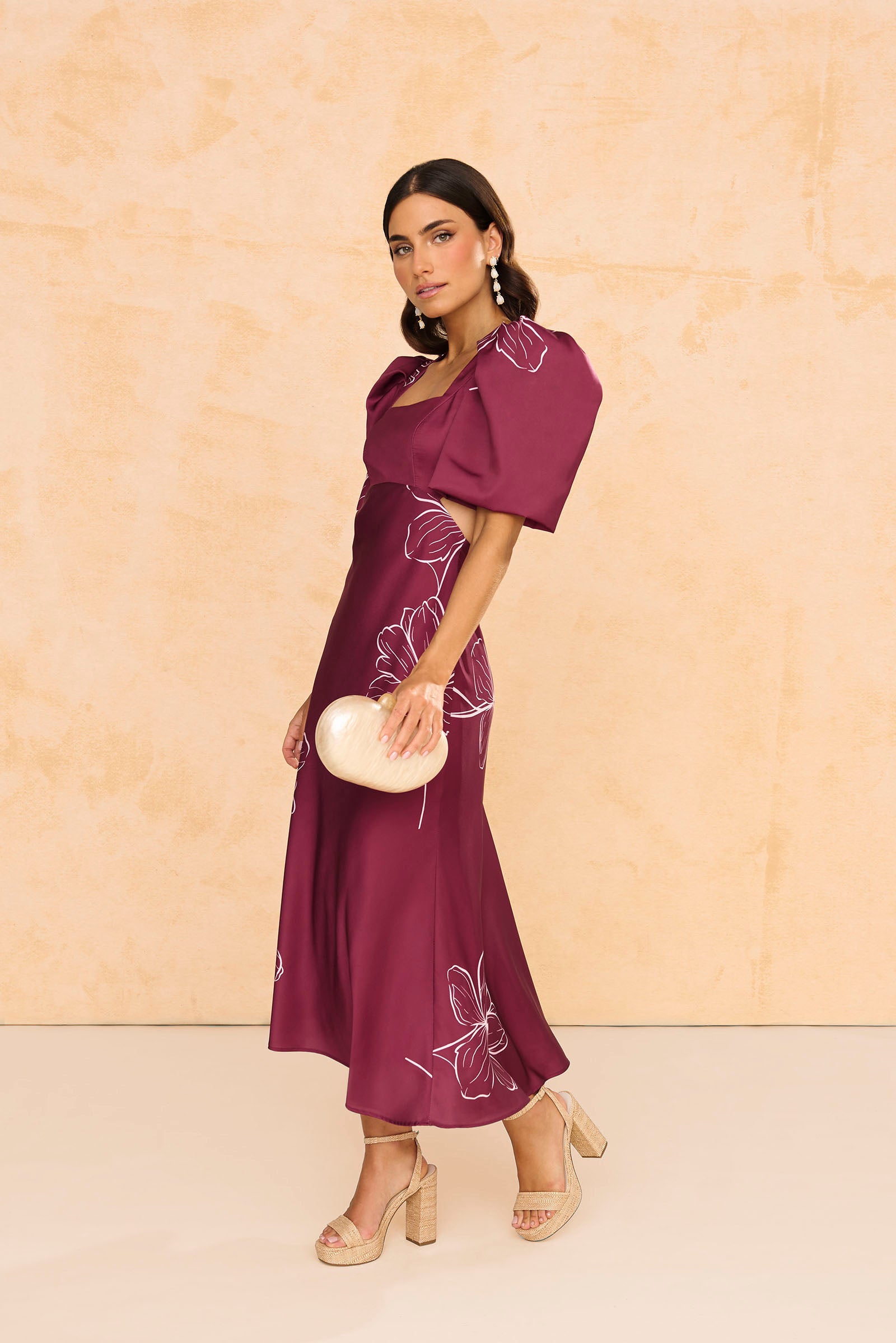 Vestido midi Pipa Estampado de crepé floral buganvilla, con mangas abullonadas y escote cuadrado, abertura espalda