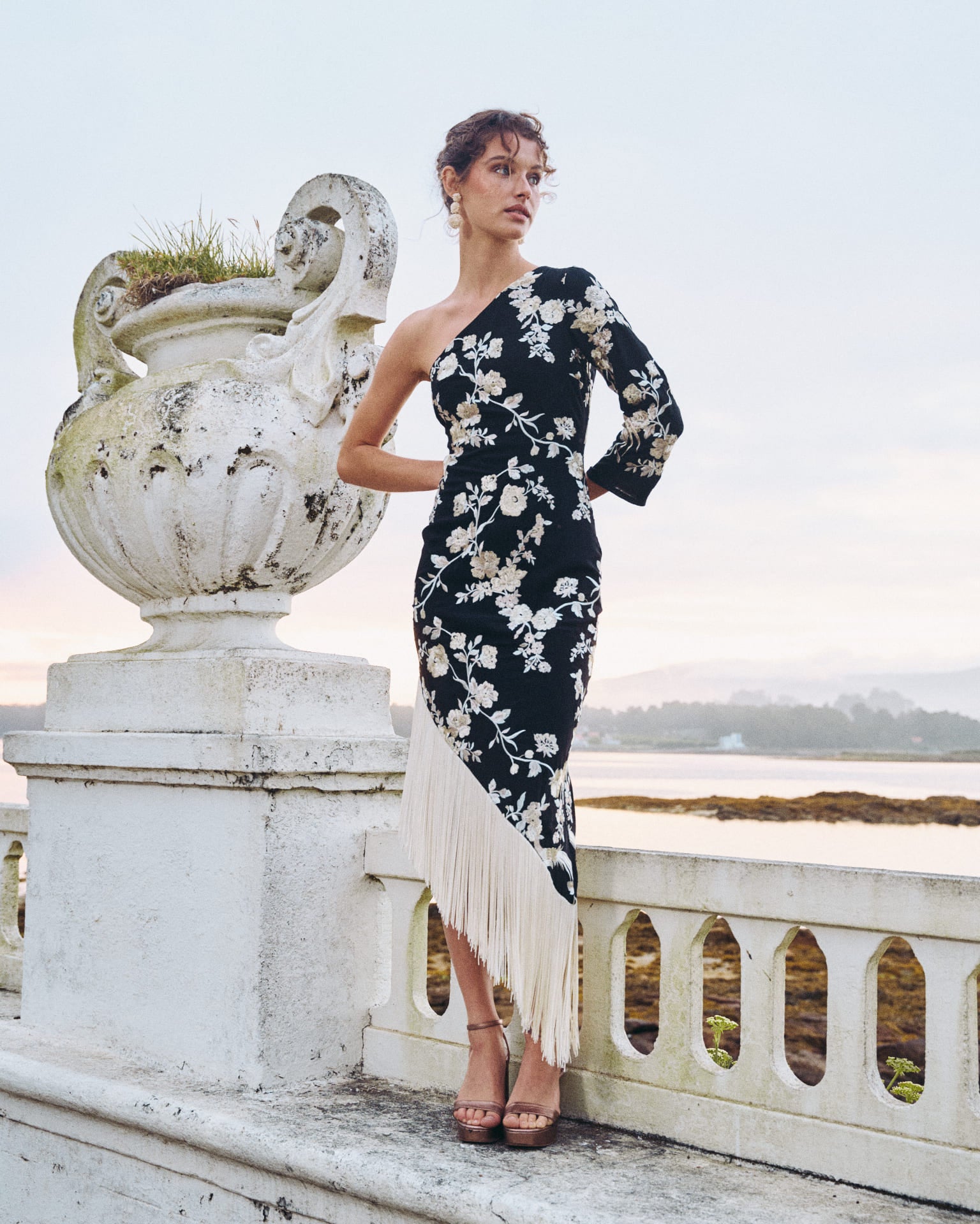 Invitada Vestido Midi Bordado Zara Vestido Midi Vestido Negro