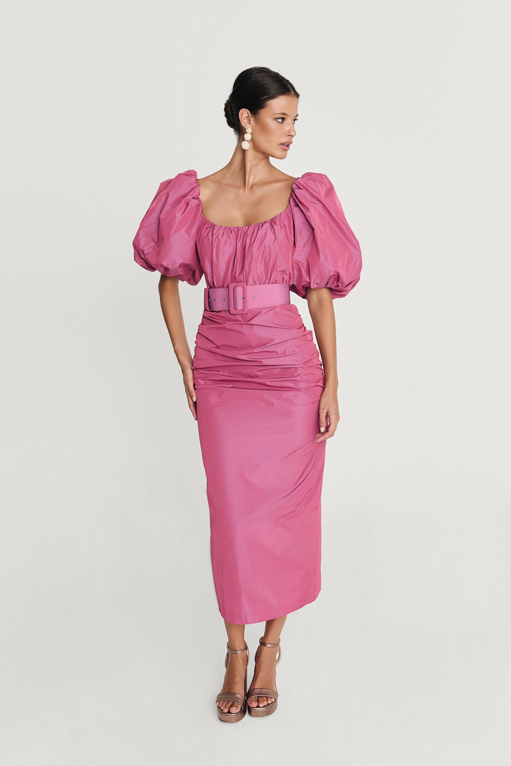 Vestido Invitada midi Sabela Vestido de fiesta rosa mangas abullonadas