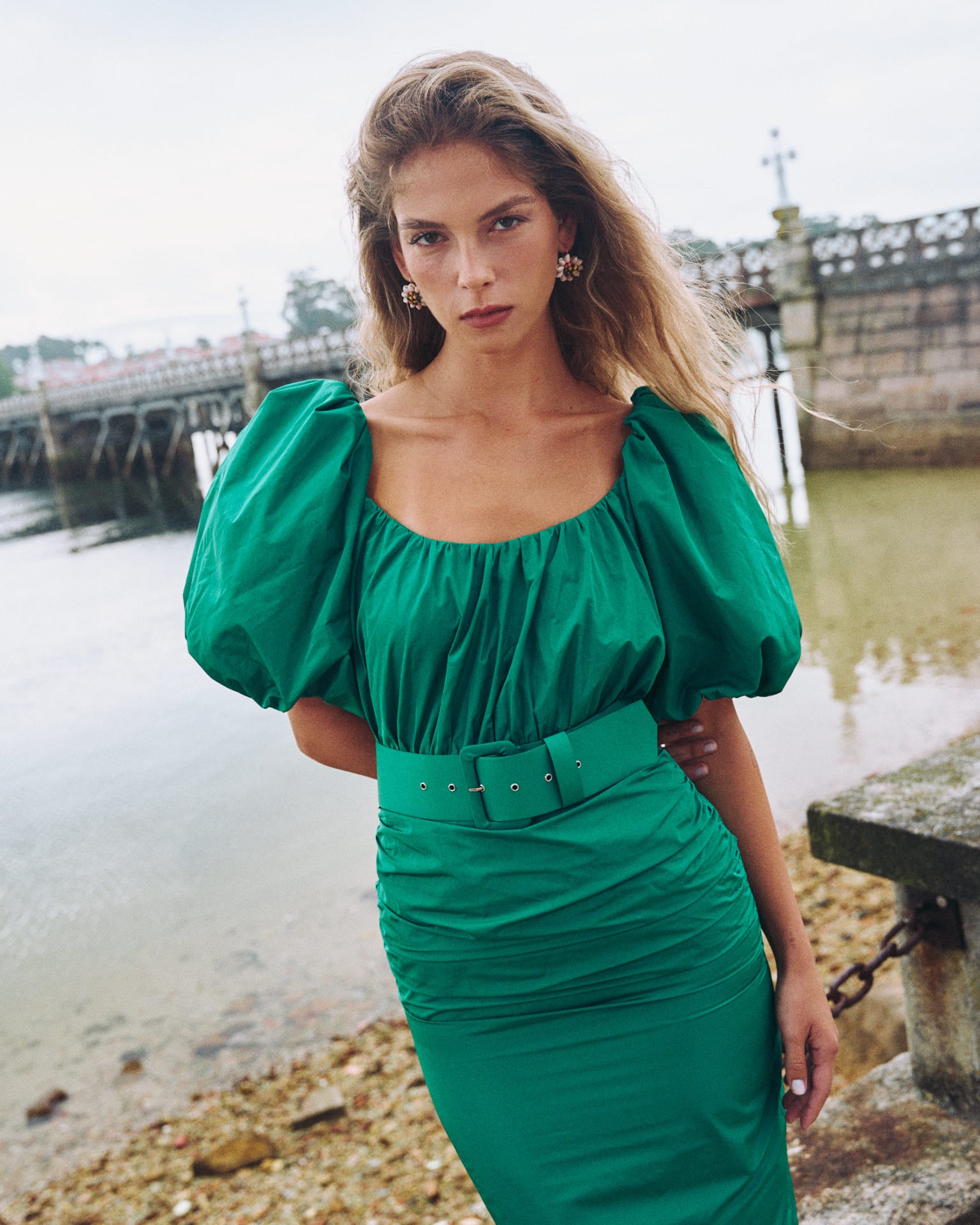 Vestido Invitada midi Sabela Vestido de fiesta verde cinturón