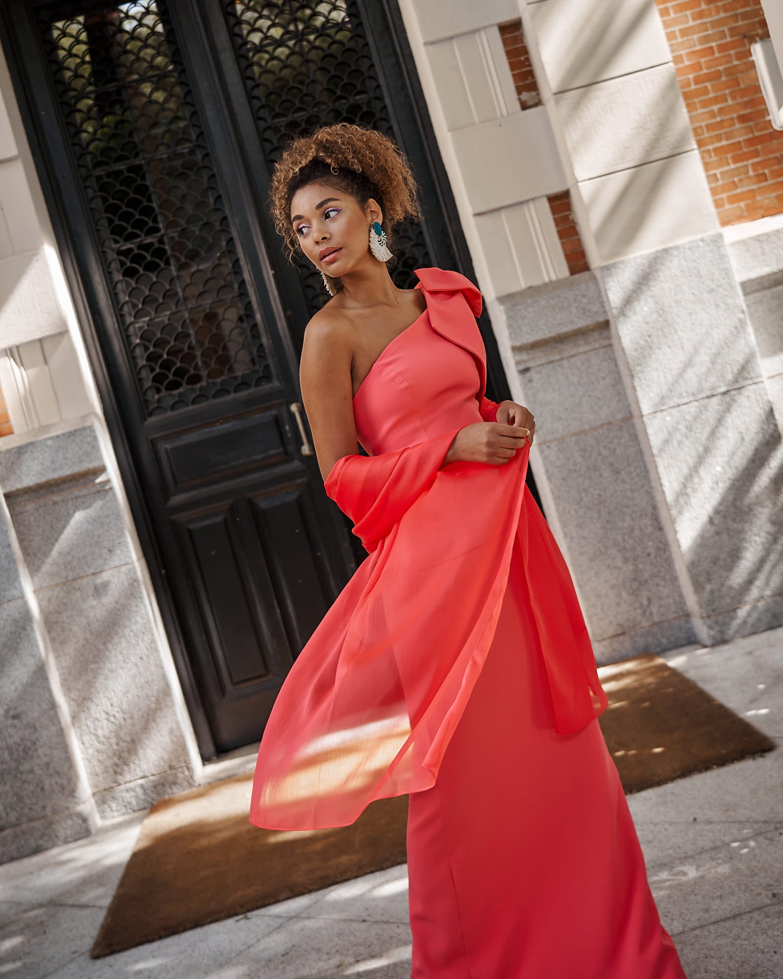 
Chal invitada fiesta  Gala Coral  crep chiffon 