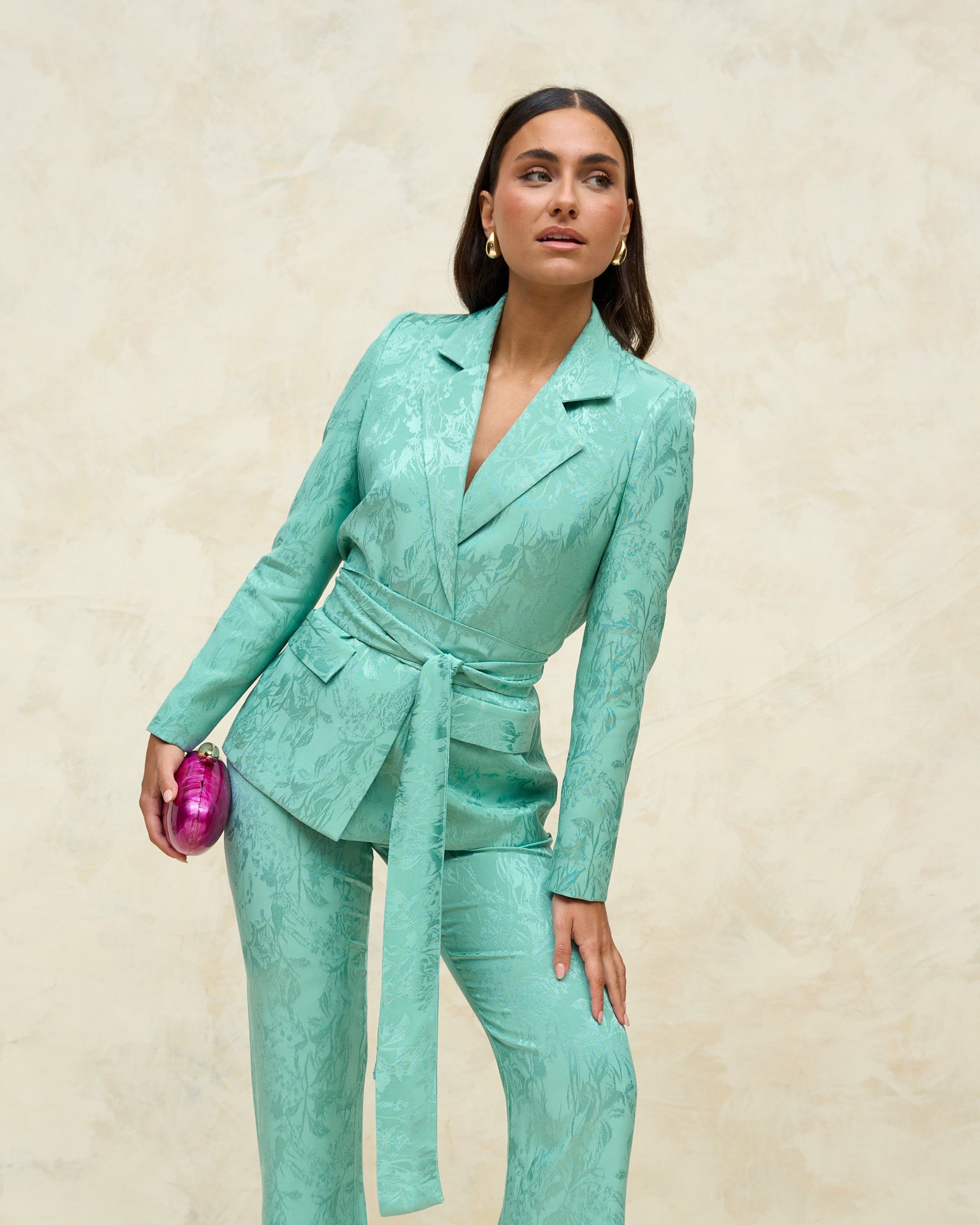 Pantalón invitada fiesta graduación  kate pantalón verde pastel  acampanado tiro alto