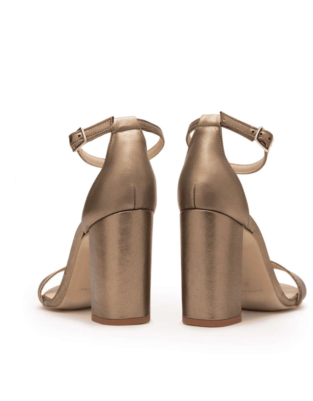 Sandalia evento fiesta Garbo   piel bronce tacón ancho sin plataforma talón cubierto cierre en el tobillo tira 
