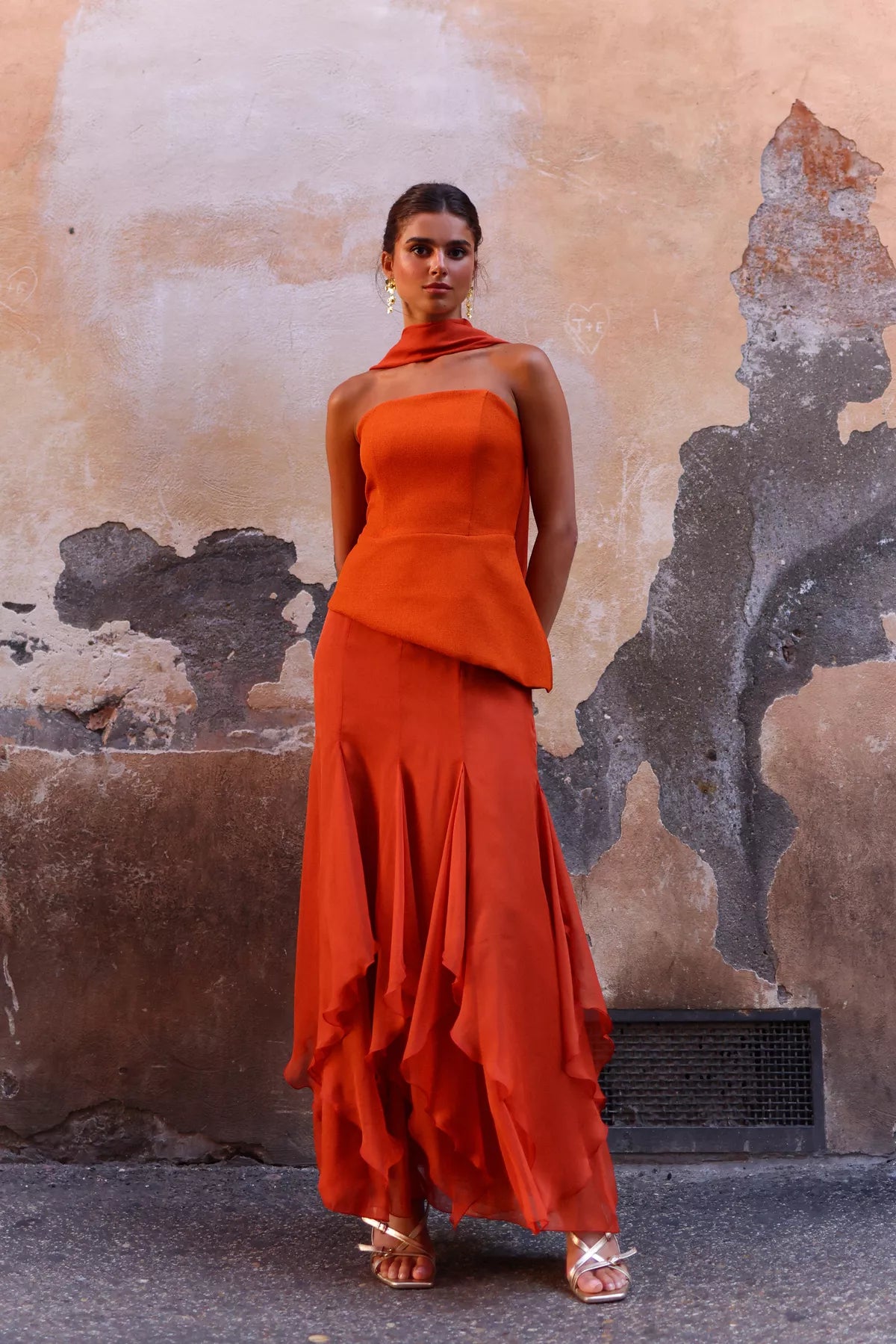 Top Petali Naranja