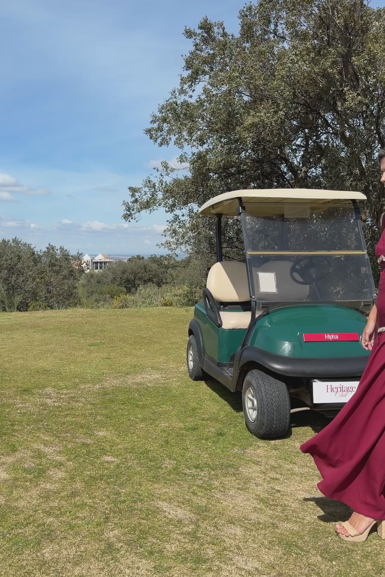 MIPHAI Top Eliza y Falda Mambo Cereza Casual

