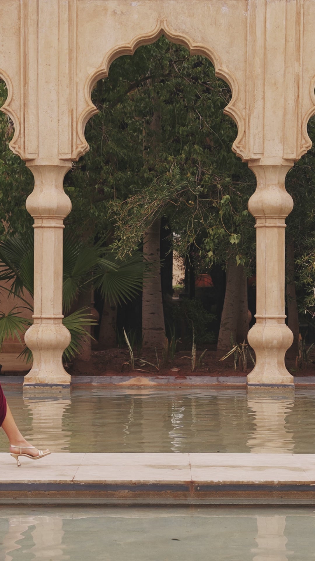 Miphai_Vestido_Ghanda_Berenjena_Invitada