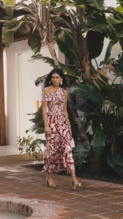 Falda midi Terra Rojo con corte evasé y talle alto,