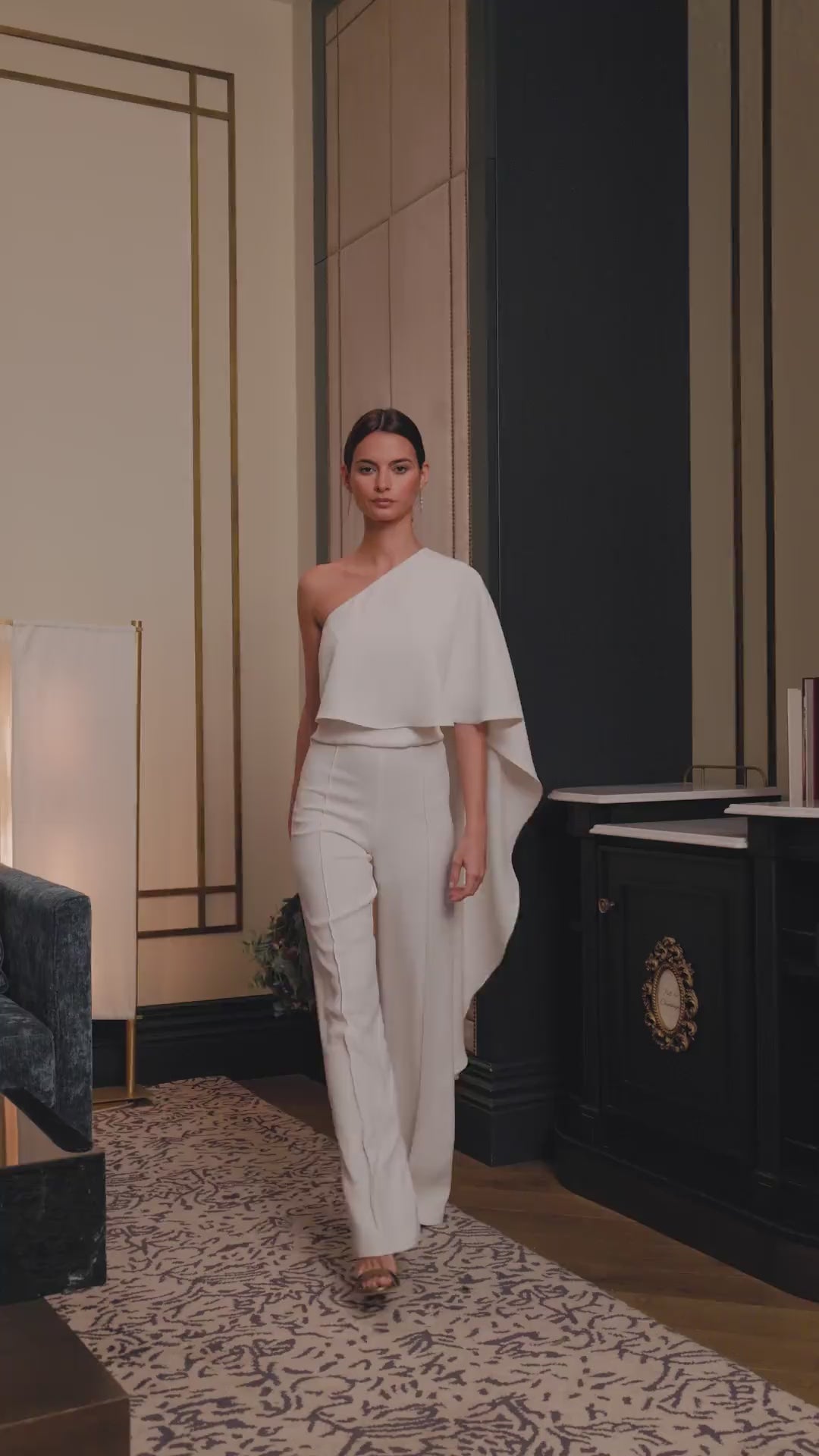 pantalón invitada fiesta thai blanco  pata de elefante cierre invisible de cremallera lateral